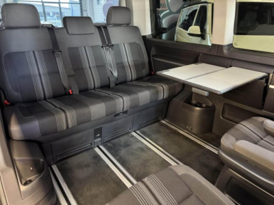 Volkswagen Multivan - Photo 18
