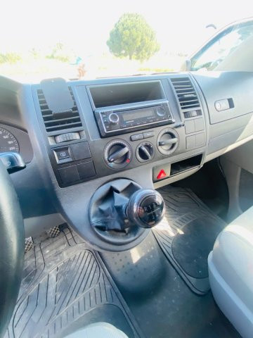 Volkswagen T5 - Photo 2