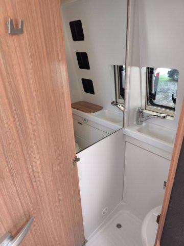 Weinsberg CaraBus 600 MQ Edition fire - Photo 7