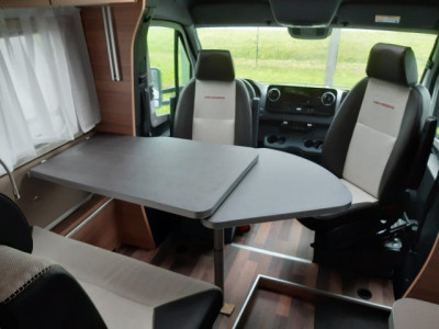 Weinsberg CaraCompact MB 640 MEG Edition Pepper suite mercedes lits jumeaux - A partir de 81.452 € - #3