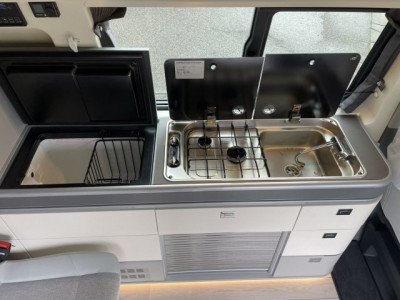 Westfalia Kepler Six VW T6.1 150ch boite DSG7 Bleu/Blanc Série LIMITEE NAVY N°5!!!! - Photo 24