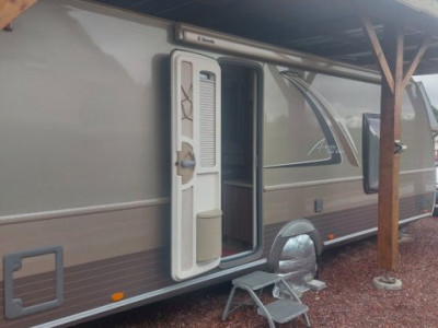 Burstner Averso Top 545 TS marron - Photo 16