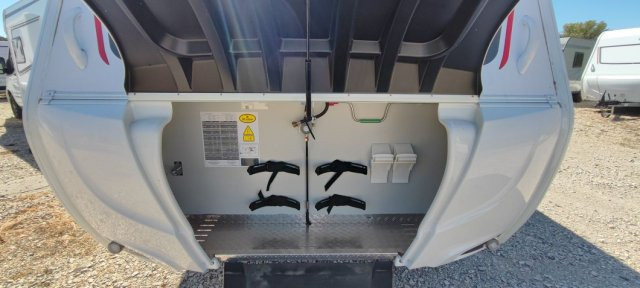 Burstner Premio Life 425 TS Attractive - Photo 3