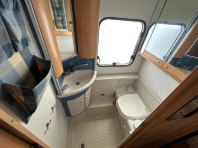 Burstner Ventana 430 TS - Photo 3