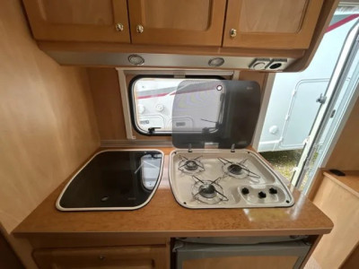 Burstner Ventana 430 TS - Photo 9