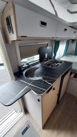 Eriba Touring 430 HARBOUR BLUE EDITION - Photo 8