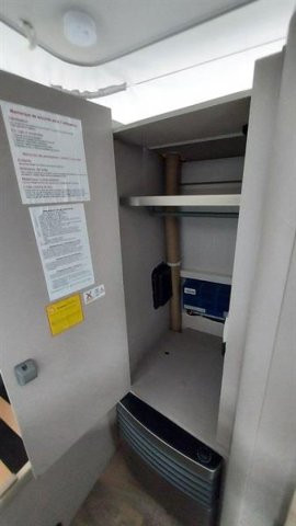 Eriba Touring 430 HARBOUR BLUE EDITION - Photo 12