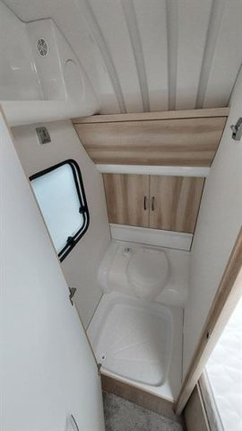 Hobby De Luxe 460 UFE - Photo 5