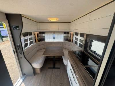 Hobby De Luxe 540 UFF - Photo 2