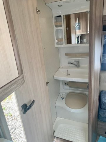 Hobby De Luxe Easy 400 SF - Photo 4
